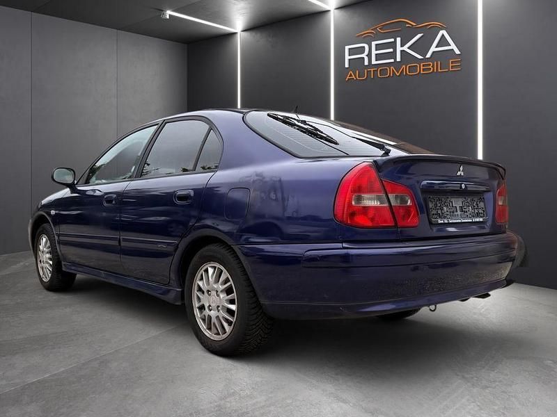 Gebraucht Mitsubishi Carisma Motion 103 PS (75 kW) 2004 Blau Limousine