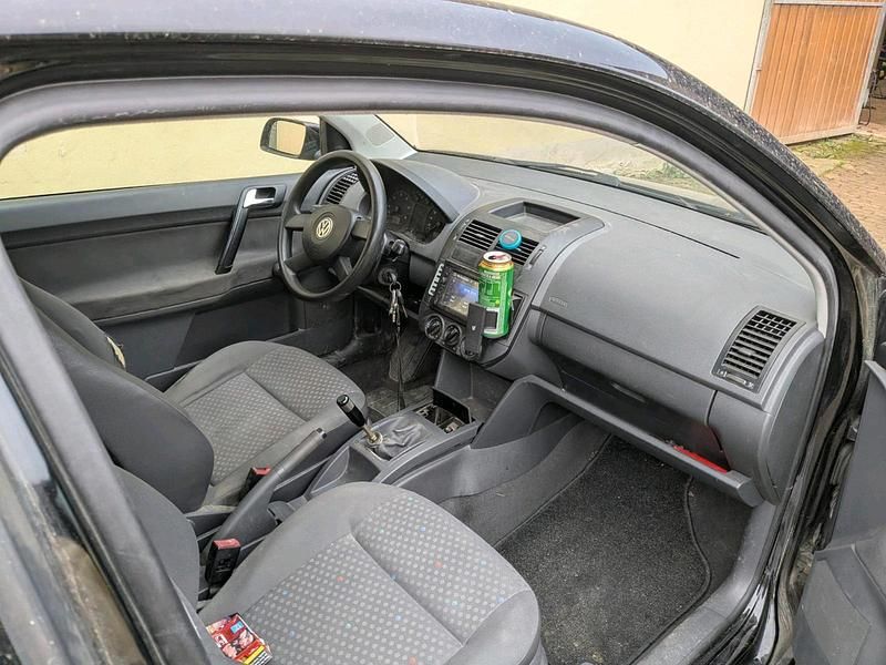 Gebraucht VW Polo 54 PS (39 kW) 2003 Schwarz Kleinwagen