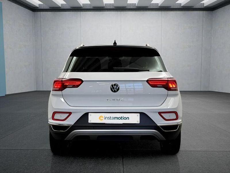 Gebraucht VW T-Roc 150 PS (110 kW) 2022 Weiß SUV