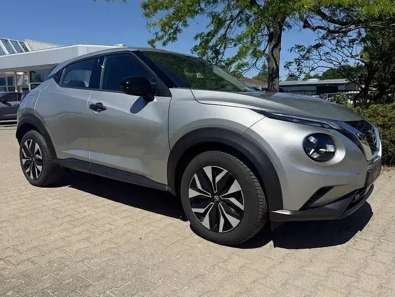 Gebraucht Nissan Juke Acenta 114 PS (83 kW) 2025 Silber SUV