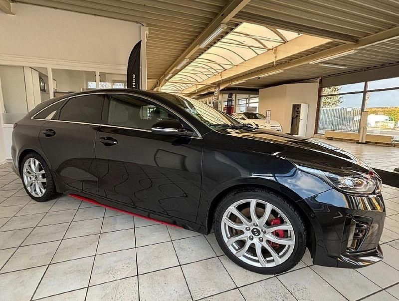 Gebraucht Kia ProCeed GT GT 204 PS (150 kW) 2019 Schwarz Kleinwagen