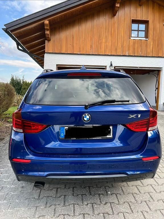 Gebraucht BMW X1 Sport Line 184 PS (135 kW) 2014 Blau SUV