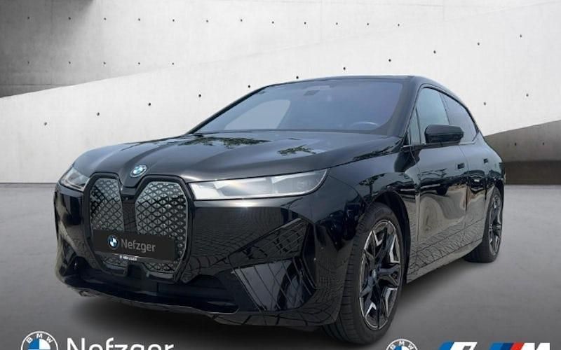 Schwarz Gebraucht 2023 BMW iX Sport Line SUV | 59.900 € (Guter Preis) - Bild 1/4