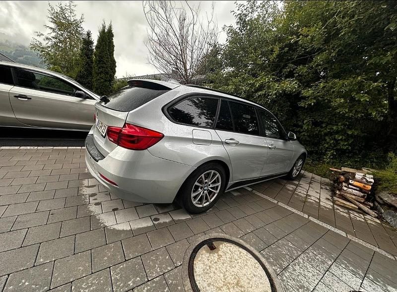 Silber Gebraucht 2016 BMW 318 Kombi | 8.000 € (Fairer Preis) - Bild 1/4
