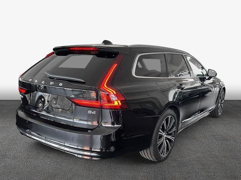 Gebraucht Volvo V90 Plus 197 PS (144 kW) 2024 Schwarz Kombi