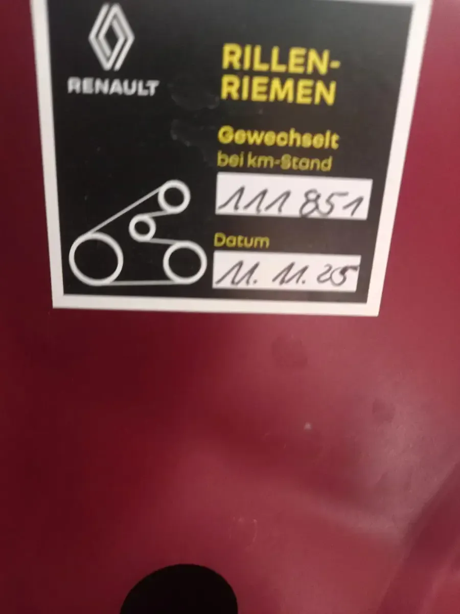Gebraucht Renault Clio GrandTour 118 PS (86 kW) 2017 Rot Kombi