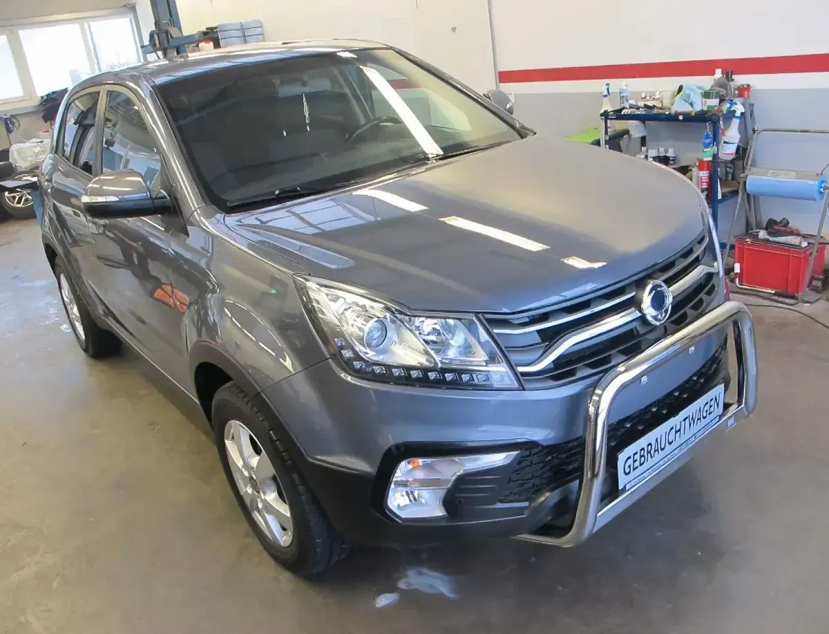 Gebraucht SsangYong Korando 178 PS (130 kW) 2019 Grau SUV