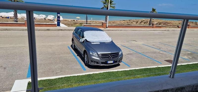 Gebraucht Mercedes R350 265 PS (194 kW) 2011 Grau Van / Kleinbus