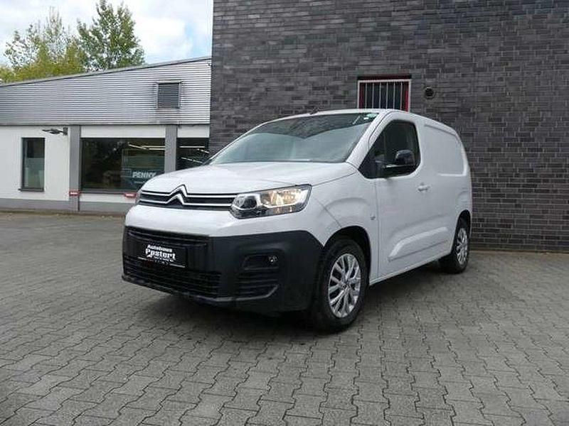 Weiss Gebraucht 2023 Citroën e-Berlingo Van / Kleinbus | 32.188 € - Bild 1/4