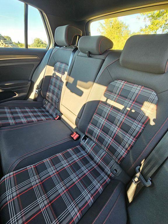 Gebraucht VW Golf VII GTI 245 PS (180 kW) 2019 Grau Limousine