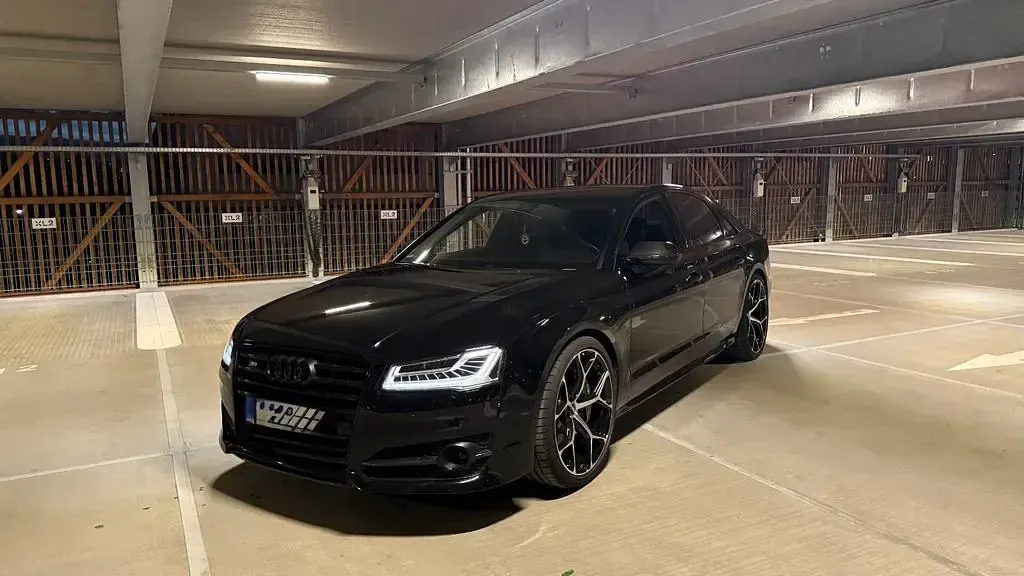 Gebraucht Audi S8 plus Sport 605 PS (444 kW) 2017 Schwarz Limousine