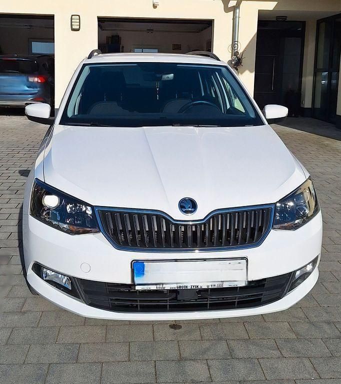 Gebraucht Skoda Fabia Style 95 PS (69 kW) 2018 Weiß Kombi