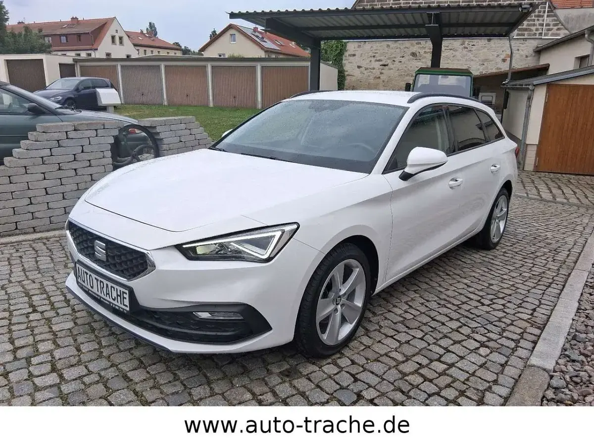 Gebraucht Seat Leon Style 110 PS (80 kW) 2022 White candy Kombi