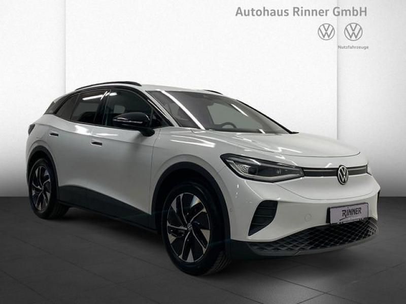 Weiss Gebraucht 2025 VW ID.4 Pro SUV | 44.890 € (Fairer Preis) - Bild 1/4