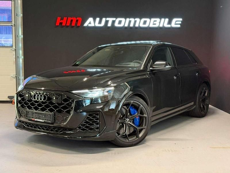 Mythosschwarz Gebraucht 2025 Audi RS Q8 Performance SUV | 142.799 € - Bild 1/4