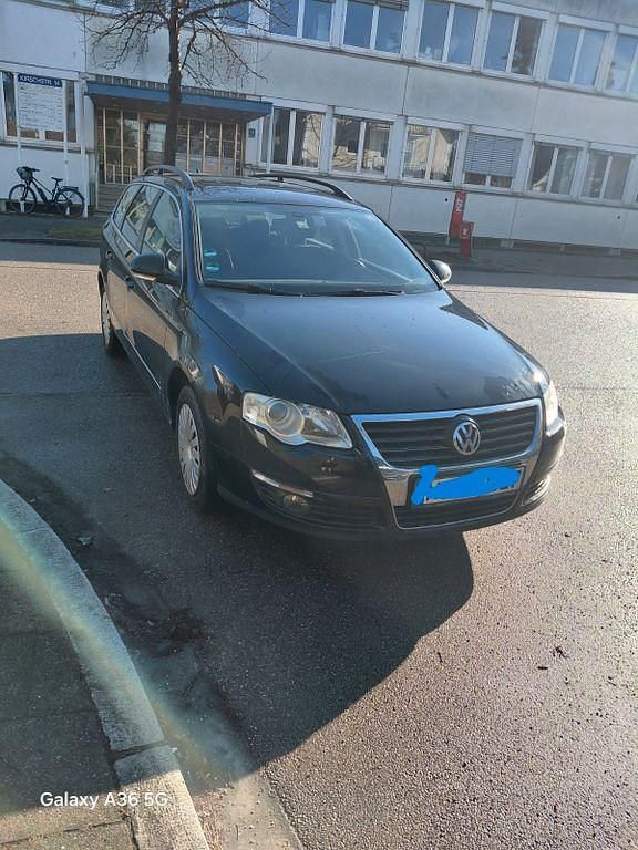 Gebraucht VW Passat Comfortline 122 PS (89 kW) 2009 Schwarz Limousine