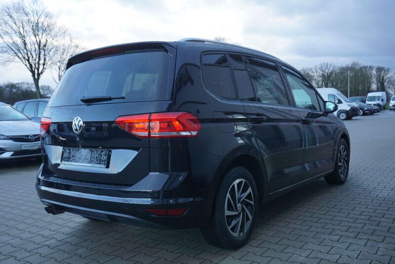 Gebraucht VW Touran Join 150 PS (110 kW) 2018 Schwarz Van / Kleinbus