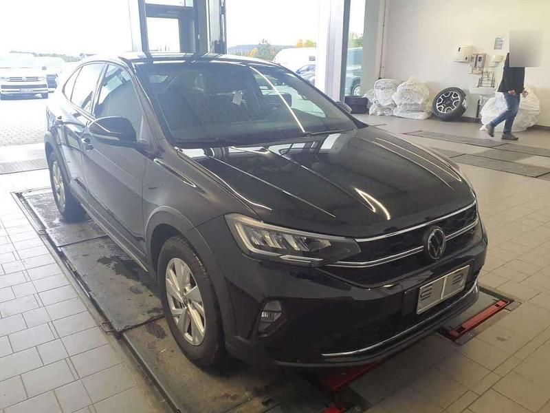 Gebraucht VW Taigo Life 110 PS (80 kW) 2024 Deep black perleffekt SUV