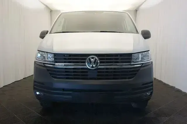 Gebraucht VW T6.1 150 PS (110 kW) 2021 Silber Van