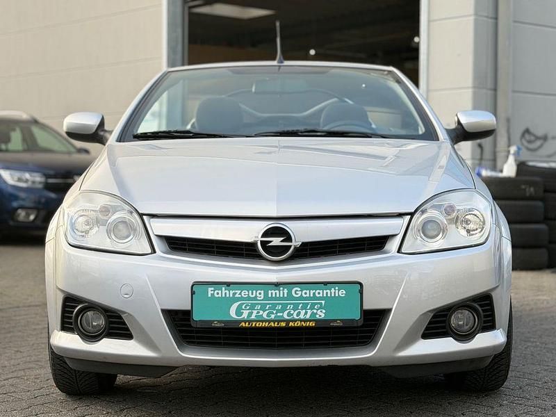 Gebraucht Opel Tigra Enjoy 90 PS (66 kW) 2005 Grau Cabrio