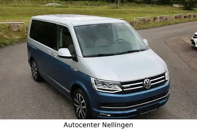 Second-hand VW Multivan Generation Six 199 CP (146 kW) 2019 Albastru Monovolum