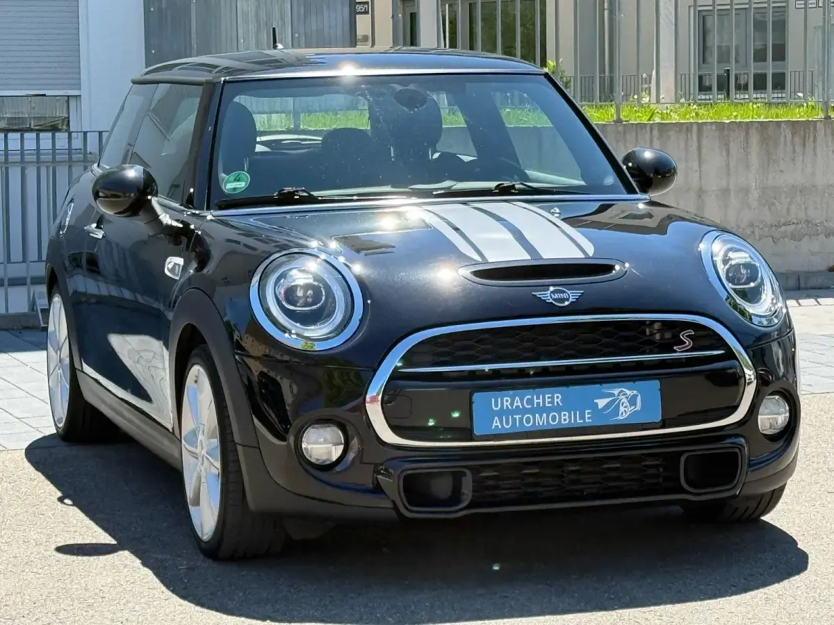 Gebraucht Mini Cooper S 192 PS (141 kW) 2019 Schwarz Kleinwagen