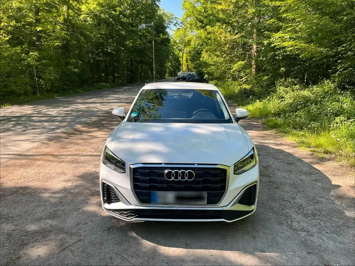 Gebraucht Audi Q2 S-Line 116 PS (85 kW) 2021 Weiß SUV