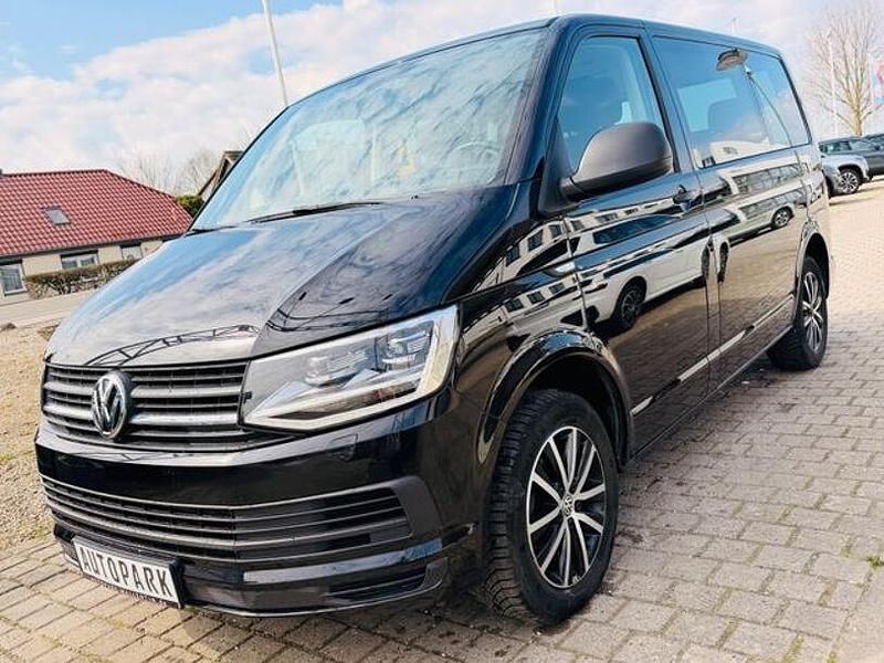 Second-hand VW Multivan 150 CP (110 kW) 2018 Negru Monovolum
