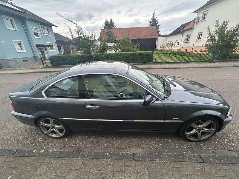 Gebraucht BMW 323 170 PS (125 kW) 2000 Grau Coupé