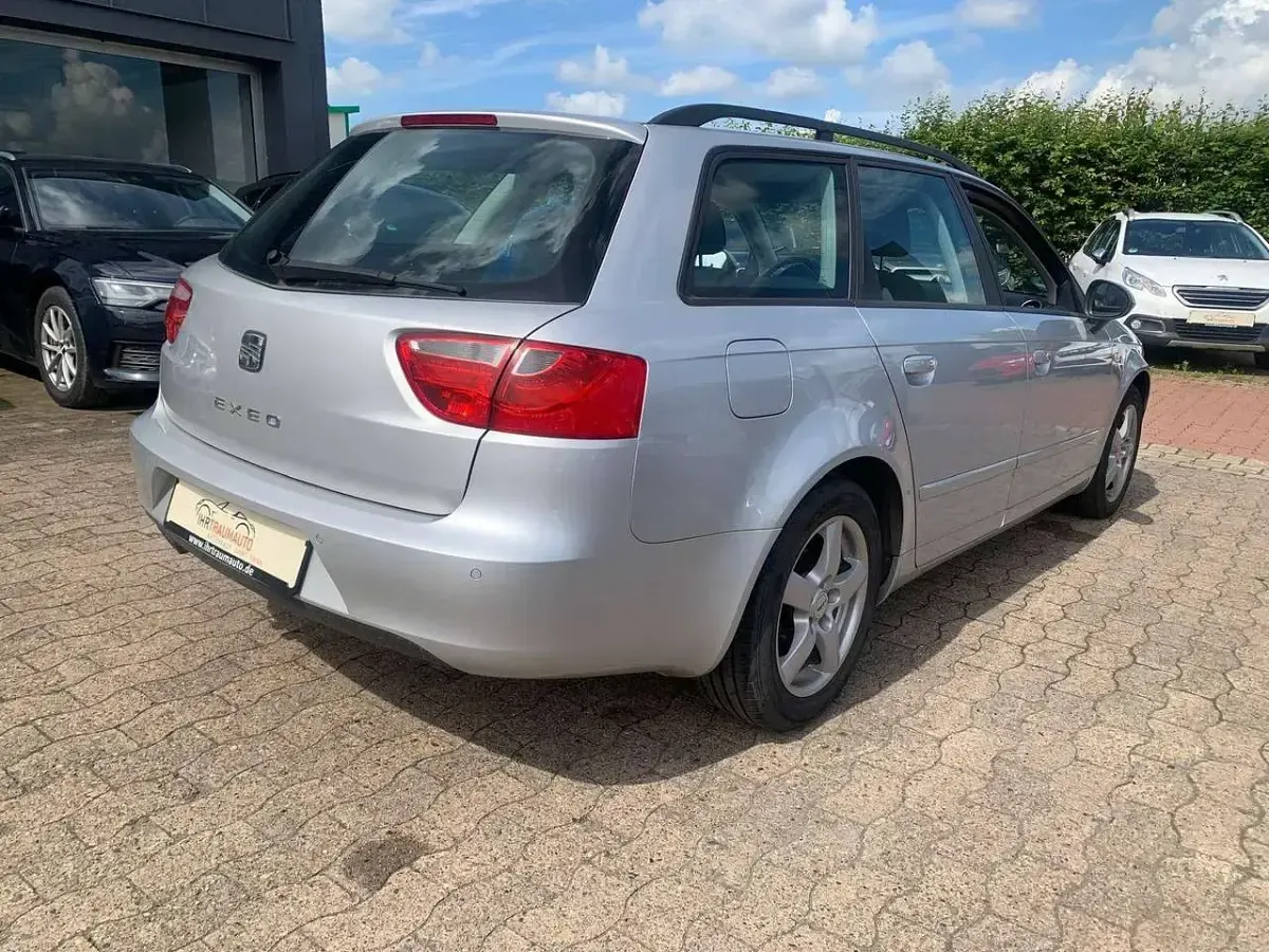 Gebraucht Seat Exeo Reference 143 PS (105 kW) 2012 "estrella" silber Kombi