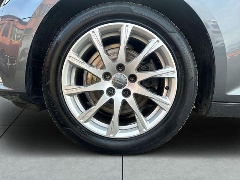 Gebraucht Audi A4 Design 150 PS (110 kW) 2018 Monsungrau metallic Kombi