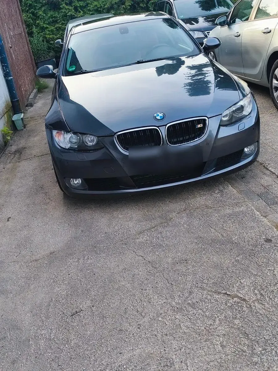 Gebraucht BMW 325 218 PS (160 kW) 2007 Grau Coupé