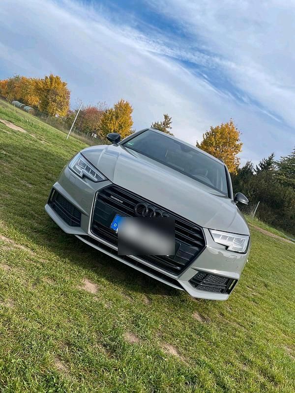 Grau Gebraucht 2018 Audi A4 Black Edition Kombi | 19.900 € (Etwas zu teuer) - Bild 1/4