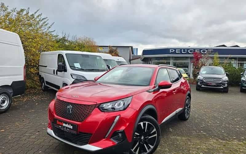 Rot Gebraucht 2020 Peugeot e-208 Allure Kleinwagen | 19.350 € (Teuer) - Bild 1/4