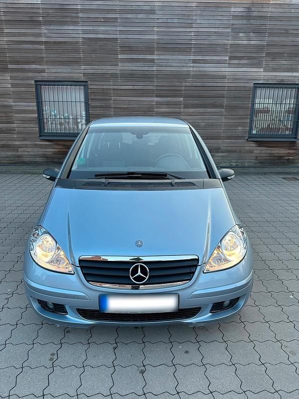 Gebraucht Mercedes A150 95 PS (69 kW) 2006 Blau Kleinwagen