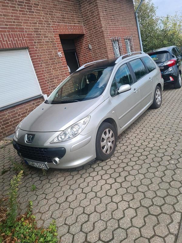 Silber Gebraucht 2006 Peugeot 307 Kombi | 1.900 € (Fairer Preis) - Bild 1/2
