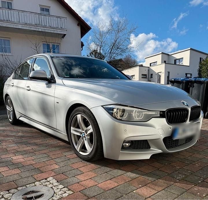 Gebraucht BMW 330 M Sport 252 PS (185 kW) 2018 Silber Limousine