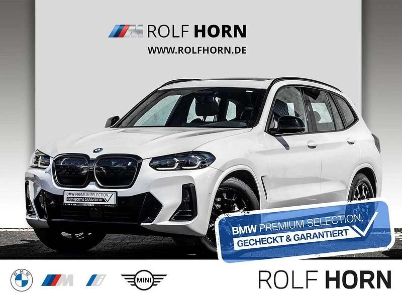 Mineralweiß metallic Gebraucht 2022 BMW iX3 SUV | 38.830 € (Fairer Preis) - Bild 1/4