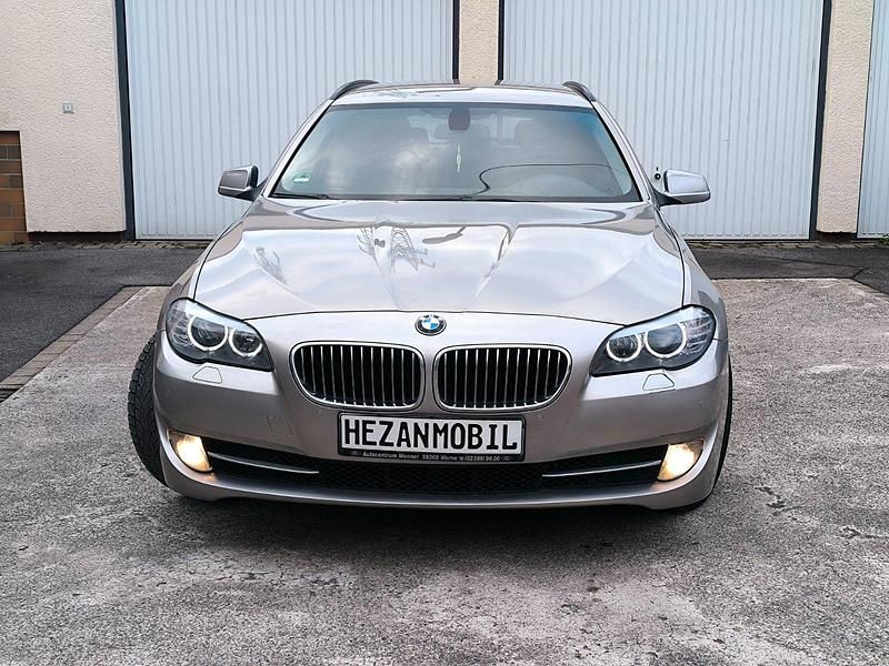 Gebraucht BMW 520 150 PS (110 kW) 2012 Braun Kombi