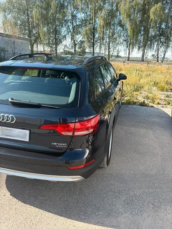 Gebraucht Audi A4 Allroad 190 PS (139 kW) 2018 Blau Kombi