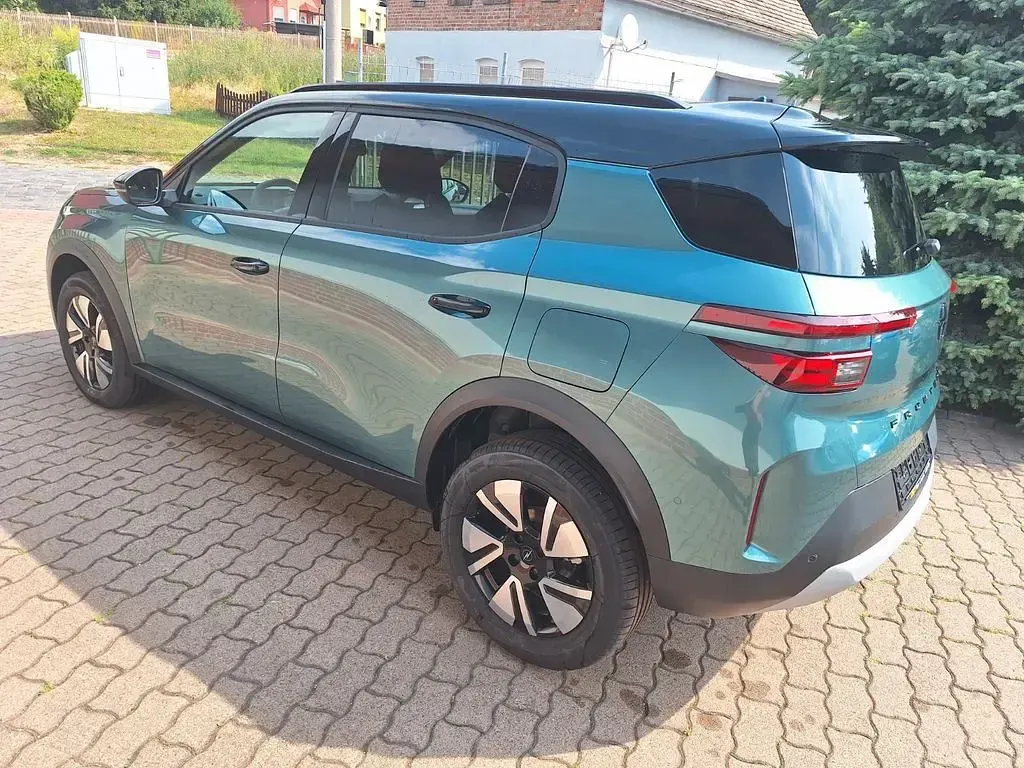 Neu Opel Frontera Ultimate 136 PS (100 kW) 2026 Grün SUV