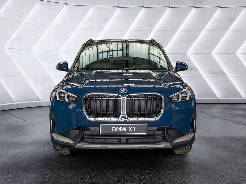 Neu BMW X1 Performance 156 PS (114 kW) 2026 Night dusk blue SUV
