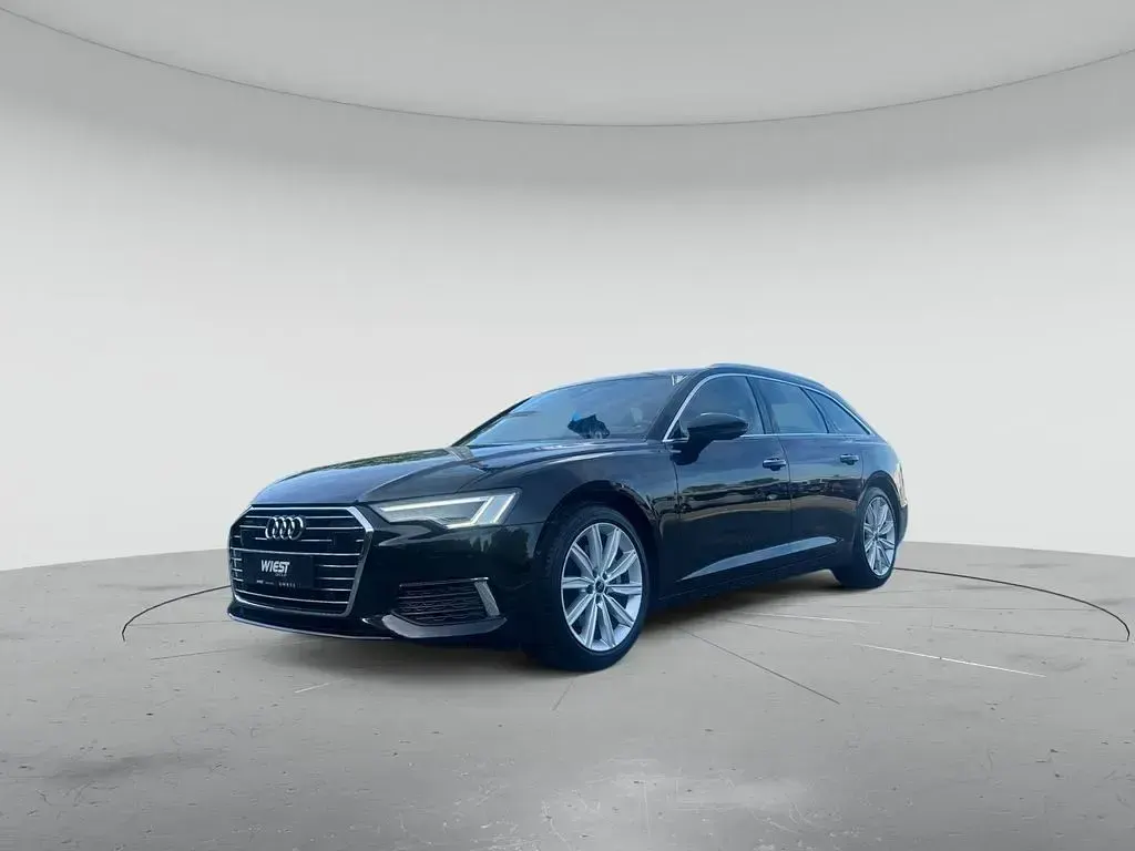 Gebraucht Audi A6 Design 265 PS (194 kW) 2023 Mythosschwarz metallic Kombi