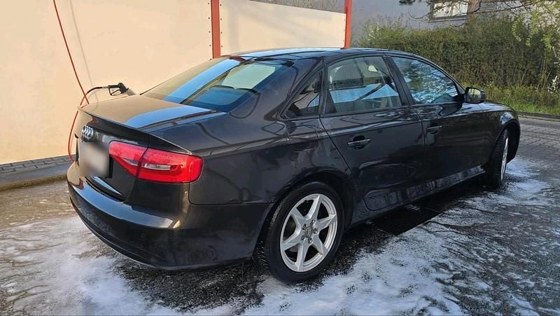 Second-hand Audi A4 170 CP (125 kW) 2012 Berlinǎ