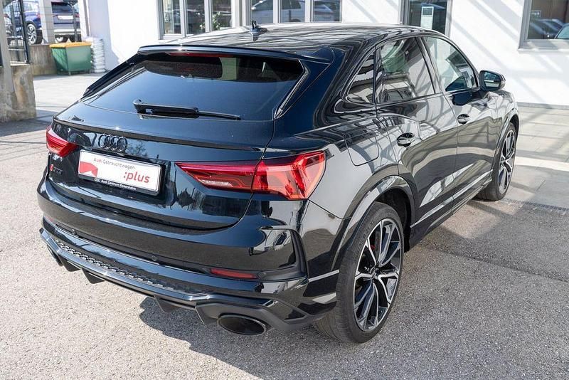 Gebraucht Audi RS Q3 Sportback Sport 400 PS (294 kW) 2022 Mythosschwarz metallic SUV
