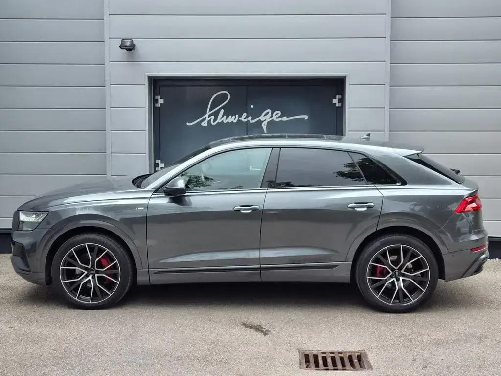 Gebraucht Audi Q8 Sport 286 PS (210 kW) 2020 Grau SUV