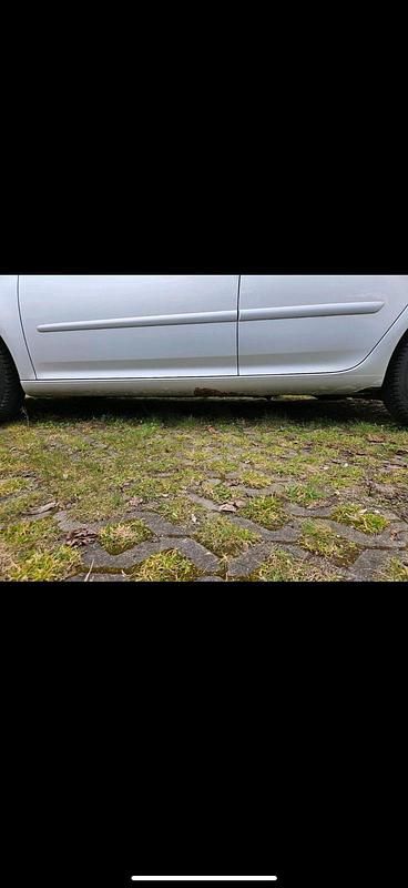 Gebraucht VW Golf V 115 PS (84 kW) 2005 Silber Kleinwagen