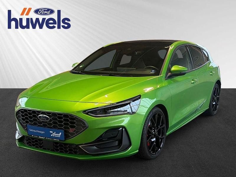 Gebraucht Ford Focus ST 280 PS (205 kW) 2025 Gruen Limousine