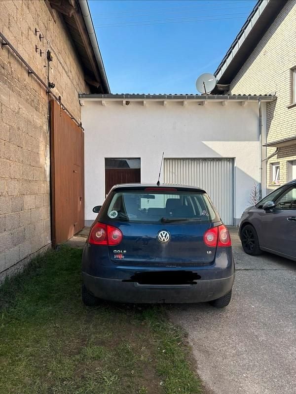 Gebraucht VW Golf V 102 PS (75 kW) 2004 Blau Kleinwagen
