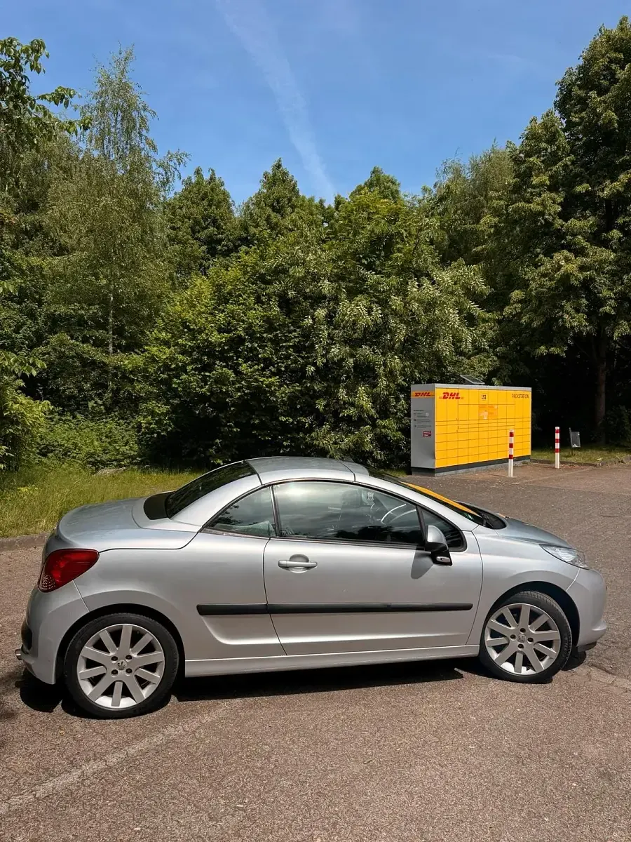 Gebraucht Peugeot 207 120 PS (88 kW) 2007 Silber Cabrio